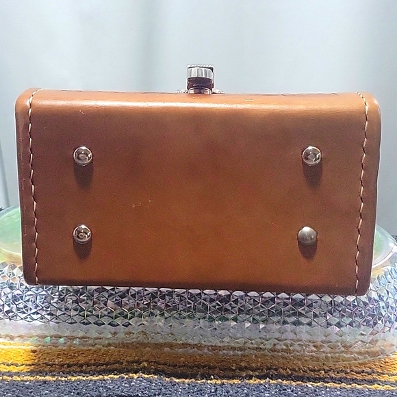 Western tooled leather doctor's bag type purse - Picture 5 of 7